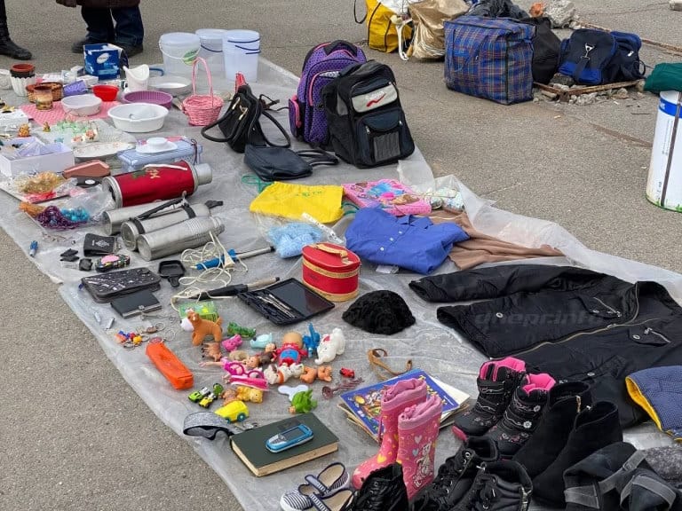 Барахолка на лівому березі