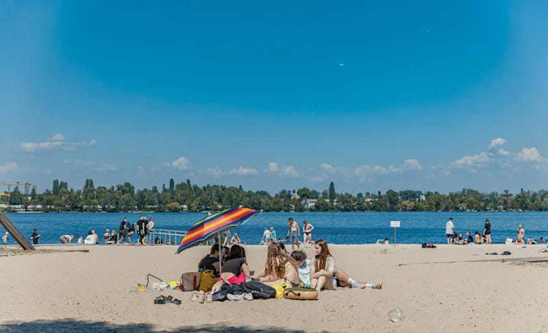 пляж на Монастирському острові