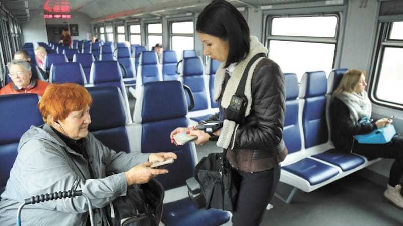 Электричка Днепр - Каменское