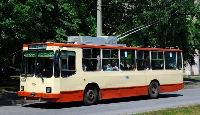 Тролейбус 2 Кривой Рог