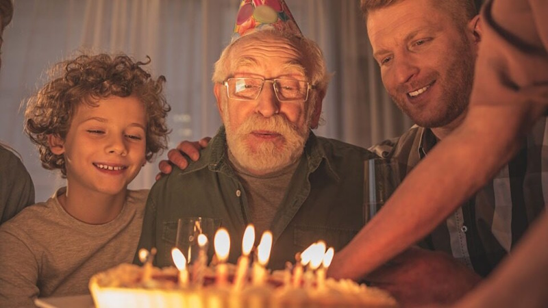 з днем народження дідусю