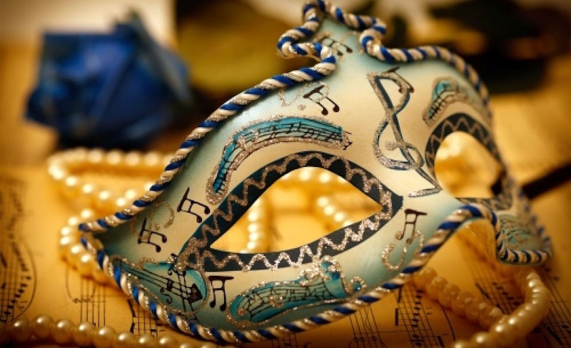 Карнавал для взрослых