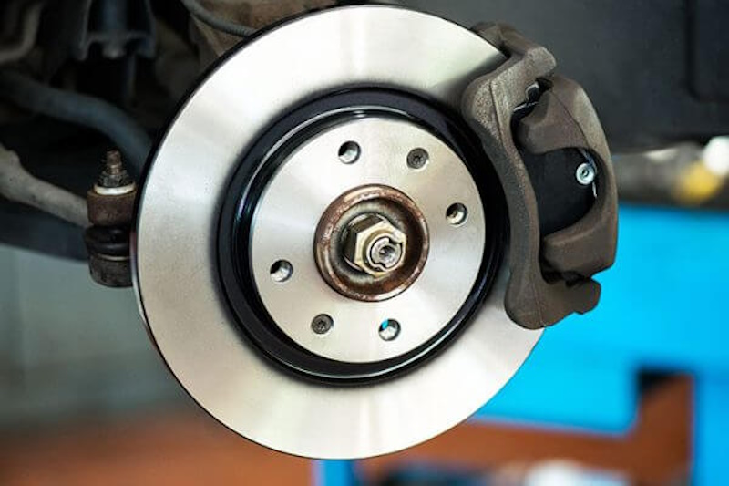 проточка тормозных дисков